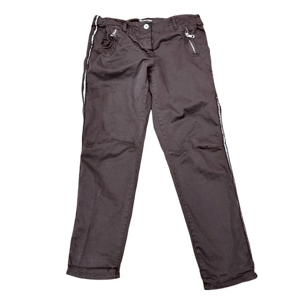 Angela Mara Jean - Picture 1 of 5